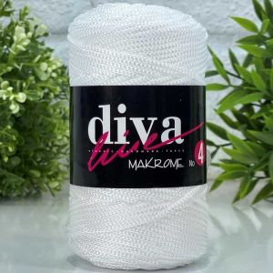 3. Diva Macrame no 4 ( Thick) 01 - White